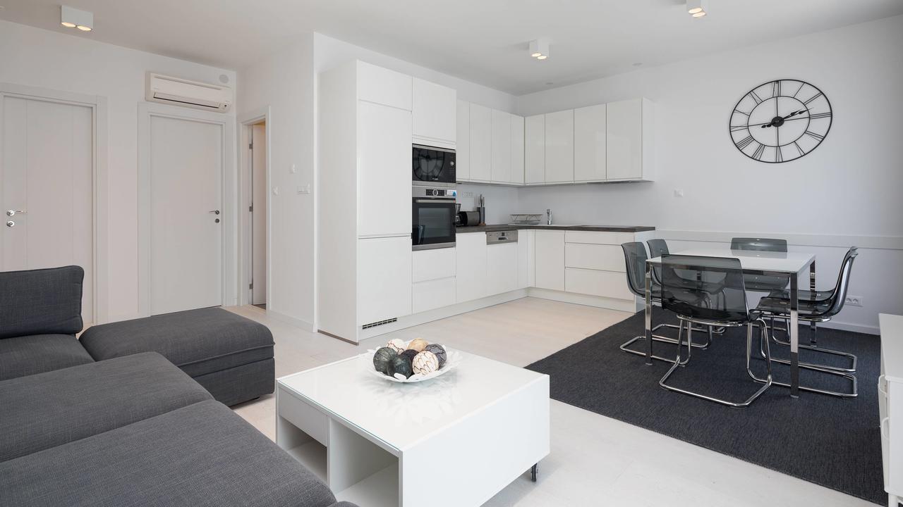 S Luxury Apartment Split